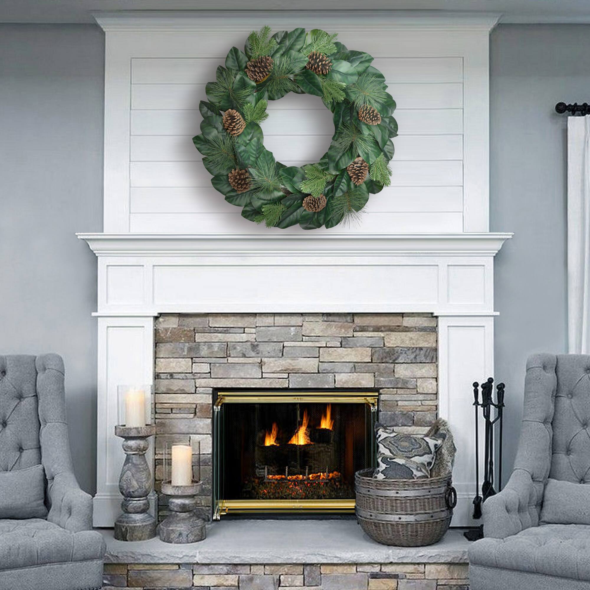 32" Magnolia Wreath